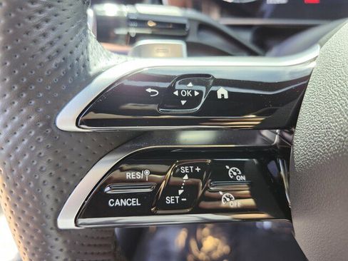 Certified 2025 Mercedes-Benz GLC 300 4MATIC image 19