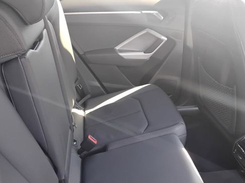 Certified 2025 Audi Q3 2.0T Premium w/ Convenience Package image 25