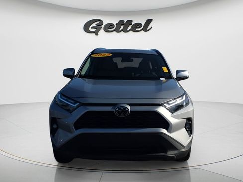 Used 2022 Toyota RAV4 XLE Premium FWD image 2