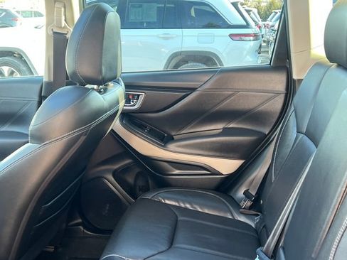 Used 2022 Subaru Forester Limited image 25