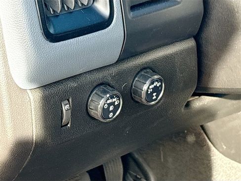 Used 2021 Chevrolet Colorado Z71 w/ Safety Package image 10