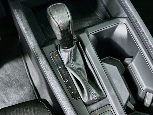Used 2025 Honda Accord SE image 24