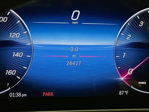 Used 2023 Mercedes-Benz S 500 4MATIC w/ AMG Line image 9