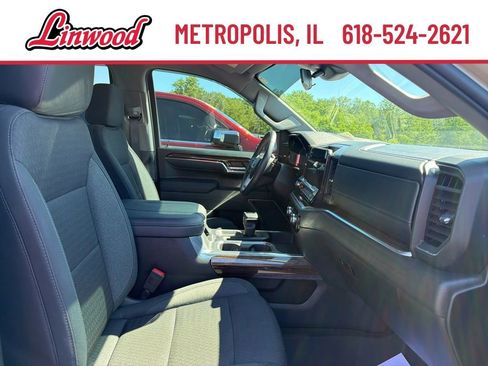 Used 2023 GMC Sierra 1500 Elevation AWD/4WD image 7