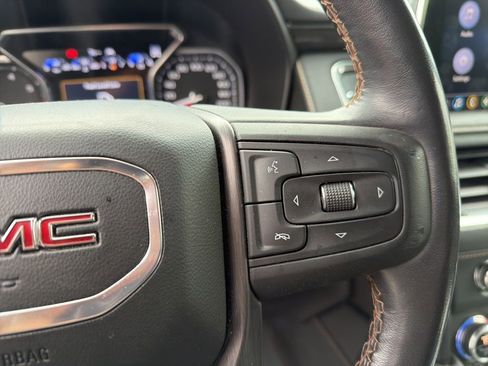 Used 2021 GMC Yukon AT4 AWD/4WD image 24