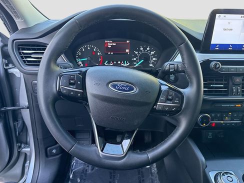 Used 2022 Ford Escape SEL AWD/4WD image 11