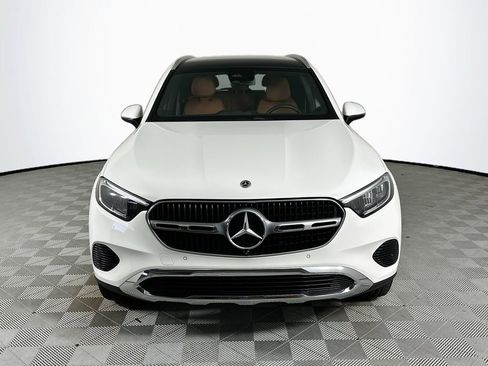 Used 2026 Mercedes-Benz GLC 300 4MATIC image 2