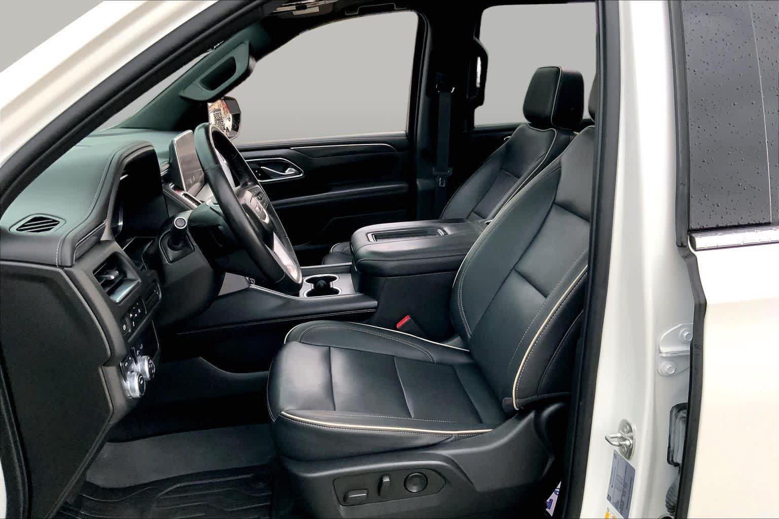 Used 2023 GMC Yukon SLT AWD/4WD image 8
