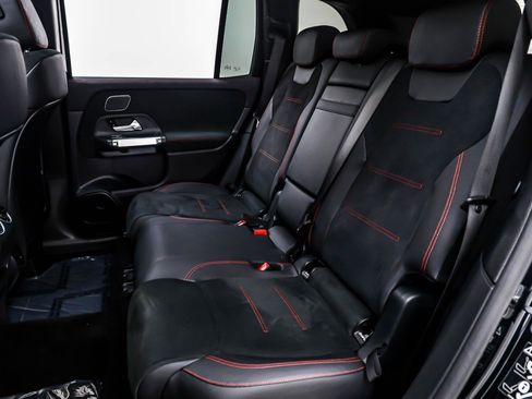 Certified 2024 Mercedes-Benz GLB 250 image 9