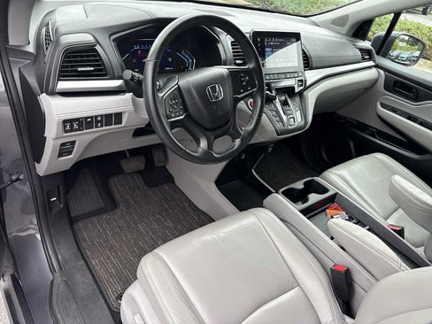 Used 2023 Honda Odyssey EX-L image 10