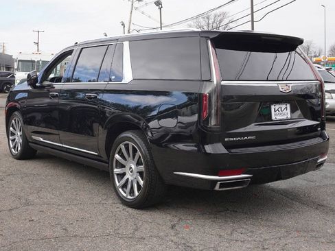 Used 2023 Cadillac Escalade ESV Premium Luxury Platinum w/ Heavy-Duty Trailer Package image 14