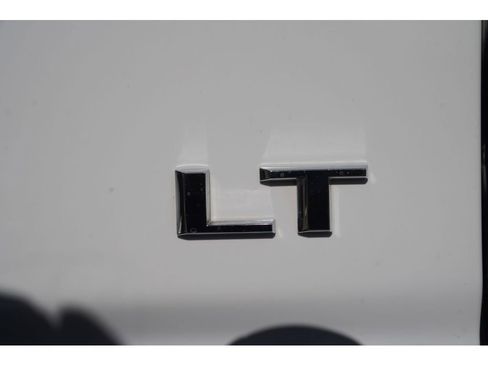 Used 2020 Chevrolet Silverado 1500 LT w/ Remote Start Package image 10