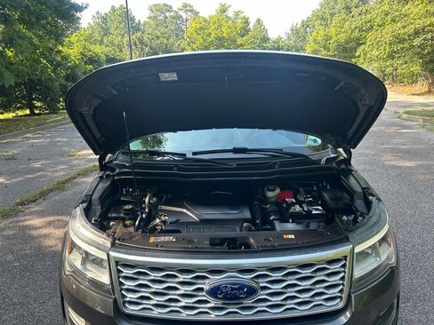 Used 2016 Ford Explorer Platinum AWD/4WD image 14