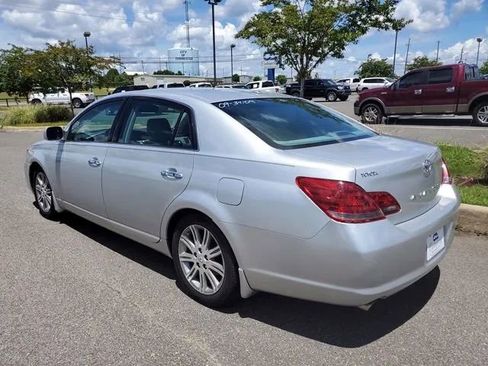 Used 2009 Toyota Avalon Limited image 5