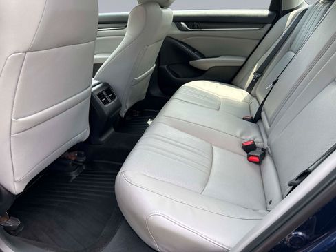 Certified 2018 Honda Accord Touring image 13