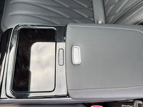 Used 2024 Mercedes-Benz S 63 AMG S image 23