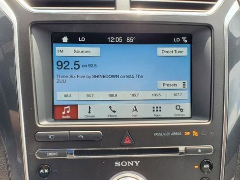 Used 1999 Chevrolet Corvette Convertible w/ Memory Pkg image 45