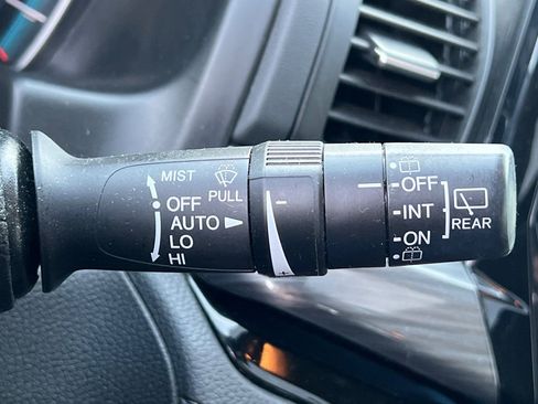 Used 2023 Honda Odyssey Elite image 38