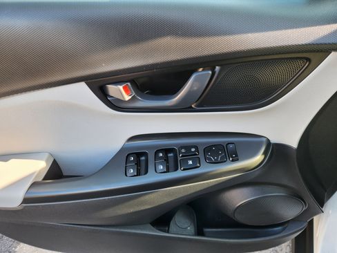 Certified 2023 Hyundai Kona SEL image 16