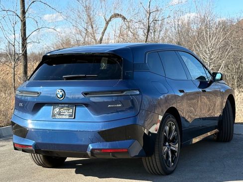 Used 2025 BMW iX xDrive50 w/ Sport Package image 6
