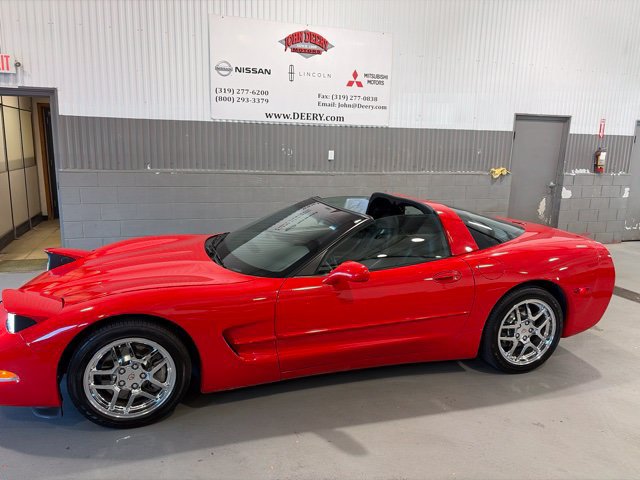 Used 2004 Chevrolet Corvette Coupe RWD image 29