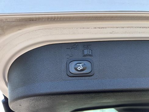 Used 2018 Ford Escape SEL AWD/4WD image 33