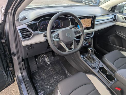 New 2026 Volkswagen Taos SEL AWD/4WD image 12