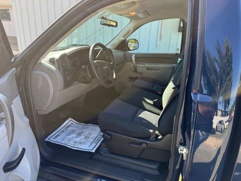Used 2011 Chevrolet Silverado 1500 W/T RWD image 15