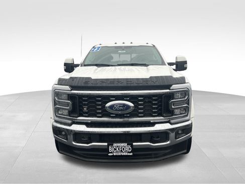 Used 2023 Ford F450 Lariat w/ Tow Technology Package image 2