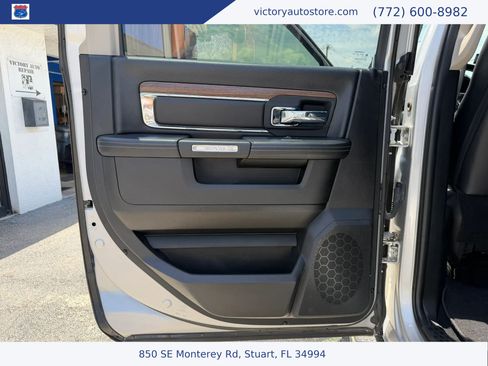Used 2018 RAM 1500 Laramie w/ Convenience Group AWD/4WD image 16