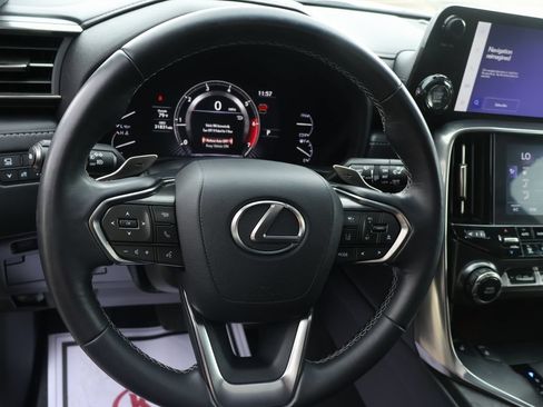 Used 2023 Lexus LX 600 4WD image 27