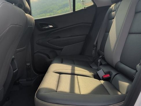 New 2026 Chevrolet Trax ACTIV w/ Sunroof Package FWD image 12