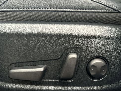 Used 2024 Kia Seltos SX image 13