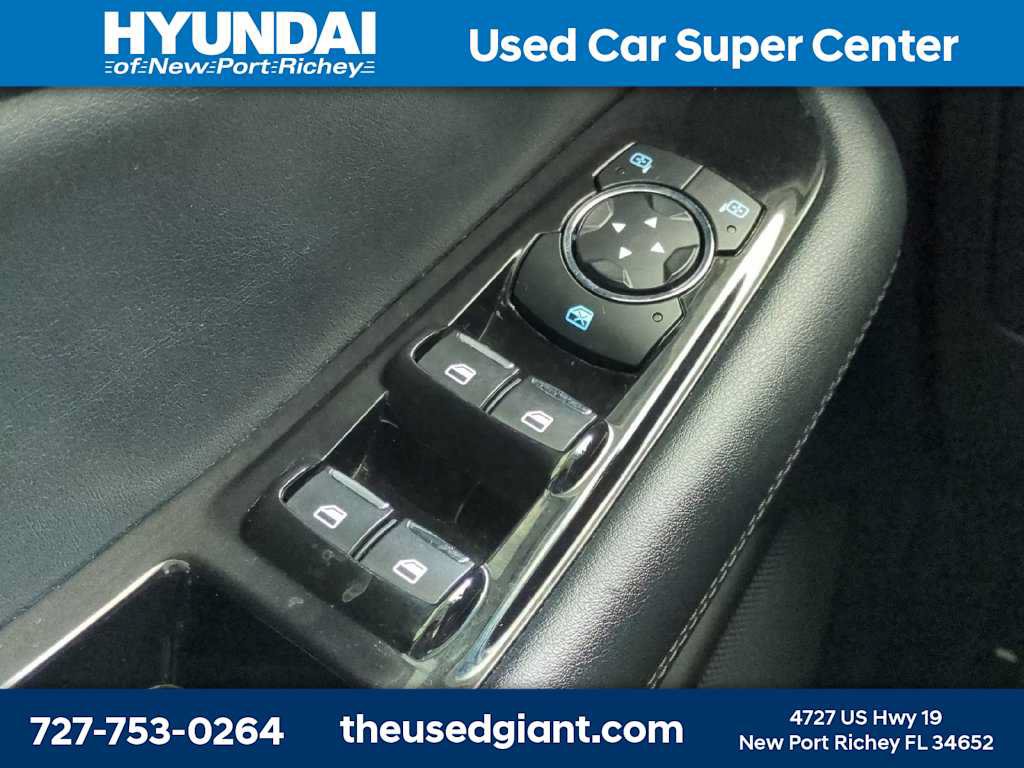 Used 2019 Ford Edge SEL w/ Equipment Group 201A FWD image 6