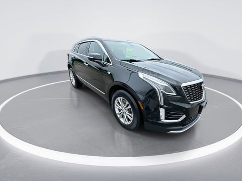 Used 2020 Cadillac XT5 Premium Luxury AWD/4WD image 2