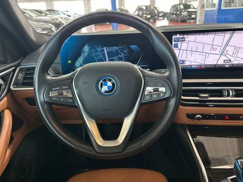 Used 2023 BMW i4 eDrive40 image 17