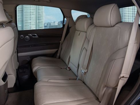 Used 2023 Genesis GV80 2.5T w/ Advanced Package image 8