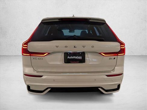 New 2026 Volvo XC60 B5 Plus w/ Climate Package image 9