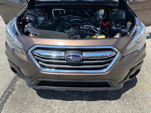 Used 2019 Subaru Outback 3.6R Limited AWD/4WD image 34