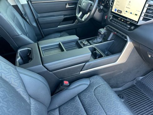 Used 2024 Toyota Tundra Limited w/ TRD Off-Road Package AWD/4WD image 15