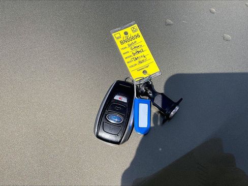 Used 2020 Subaru Outback Touring XT AWD/4WD image 11