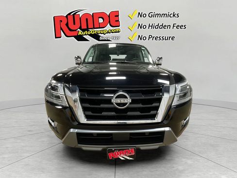 Used 2023 Nissan Armada Platinum w/ Captain's Chairs Package AWD/4WD image 4