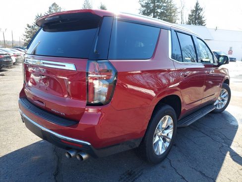 Used 2021 Chevrolet Tahoe Premier w/ Premium Package image 4