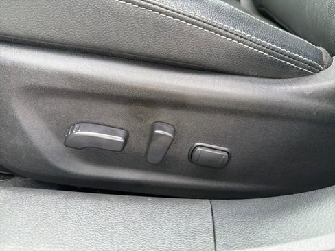 Used 2025 Nissan Altima 2.5 SL FWD image 22