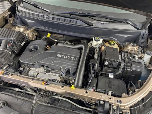 Used 2019 Chevrolet Equinox LT image 36