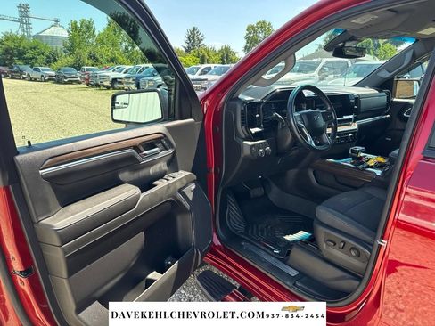 Used 2024 Chevrolet Silverado 1500 RST AWD/4WD image 15