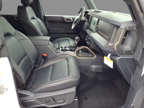 New 2026 Ford Bronco Badlands image 12