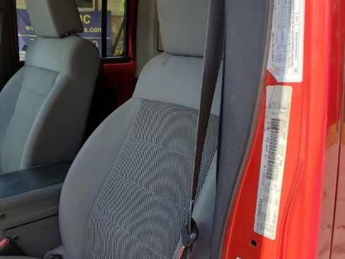 Used 2008 Jeep Wrangler Unlimited Rubicon w/ Dual Top Group image 19