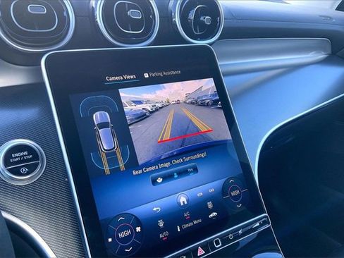 Used 2025 Mercedes-Benz GLC 300 GLC 300 image 22