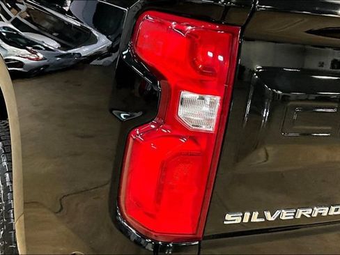 Certified 2024 Chevrolet Silverado 1500 LT Trail Boss w/ Convenience Package II AWD/4WD image 23